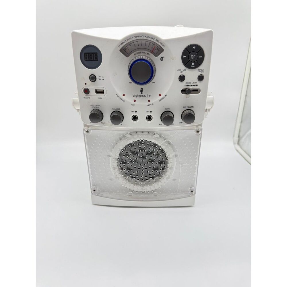 Singing Machine with 1 cd, cords and Microphone, White